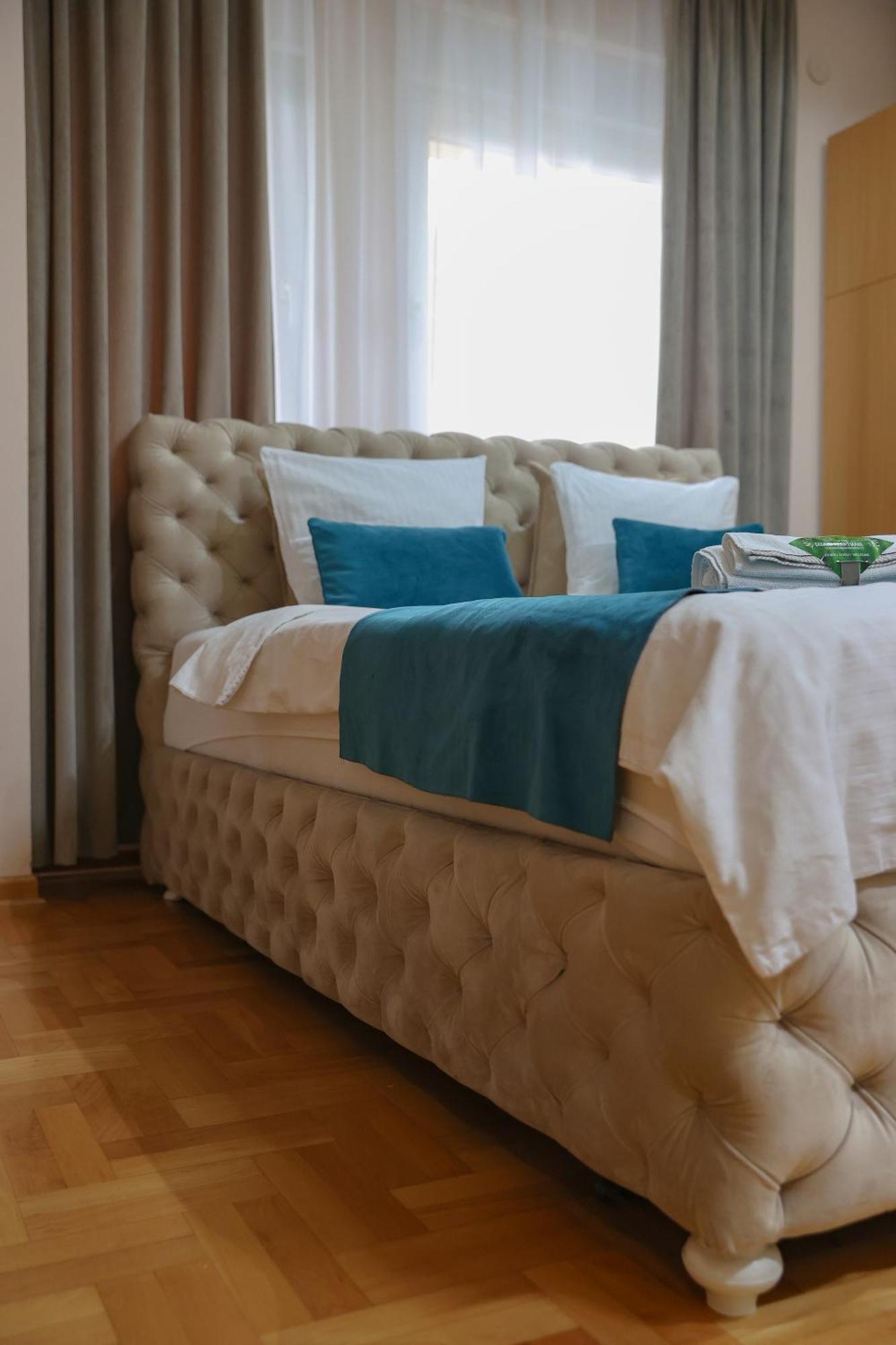 Design Apartment Business Lux 4 Star "Rio" Completely Business Lux Place In The City Center & Free Included Industry Optical Wifi & Netflix & Keyless Code Entry & Full Smart App & Kitchen & Washing Machine & Wide Terrace & Secure 2 Parking Place Ćuprija المظهر الخارجي الصورة